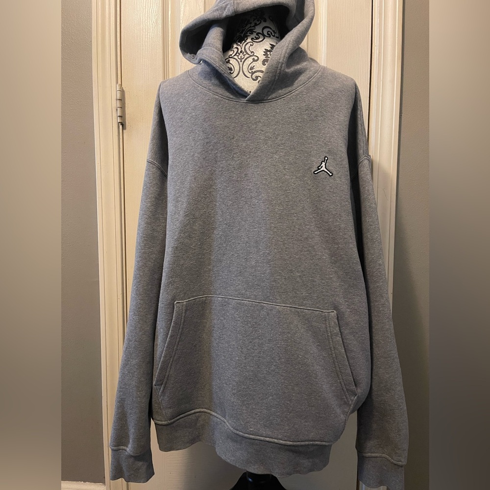 Nike Air Jordan Jumpman Essentials Fleece Hoodie.